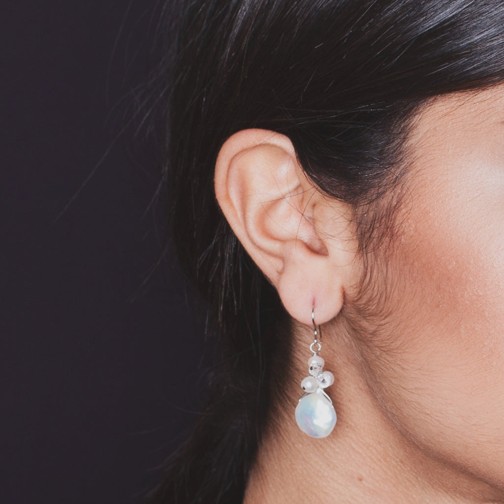 Flounce Coin Pearl Earrings