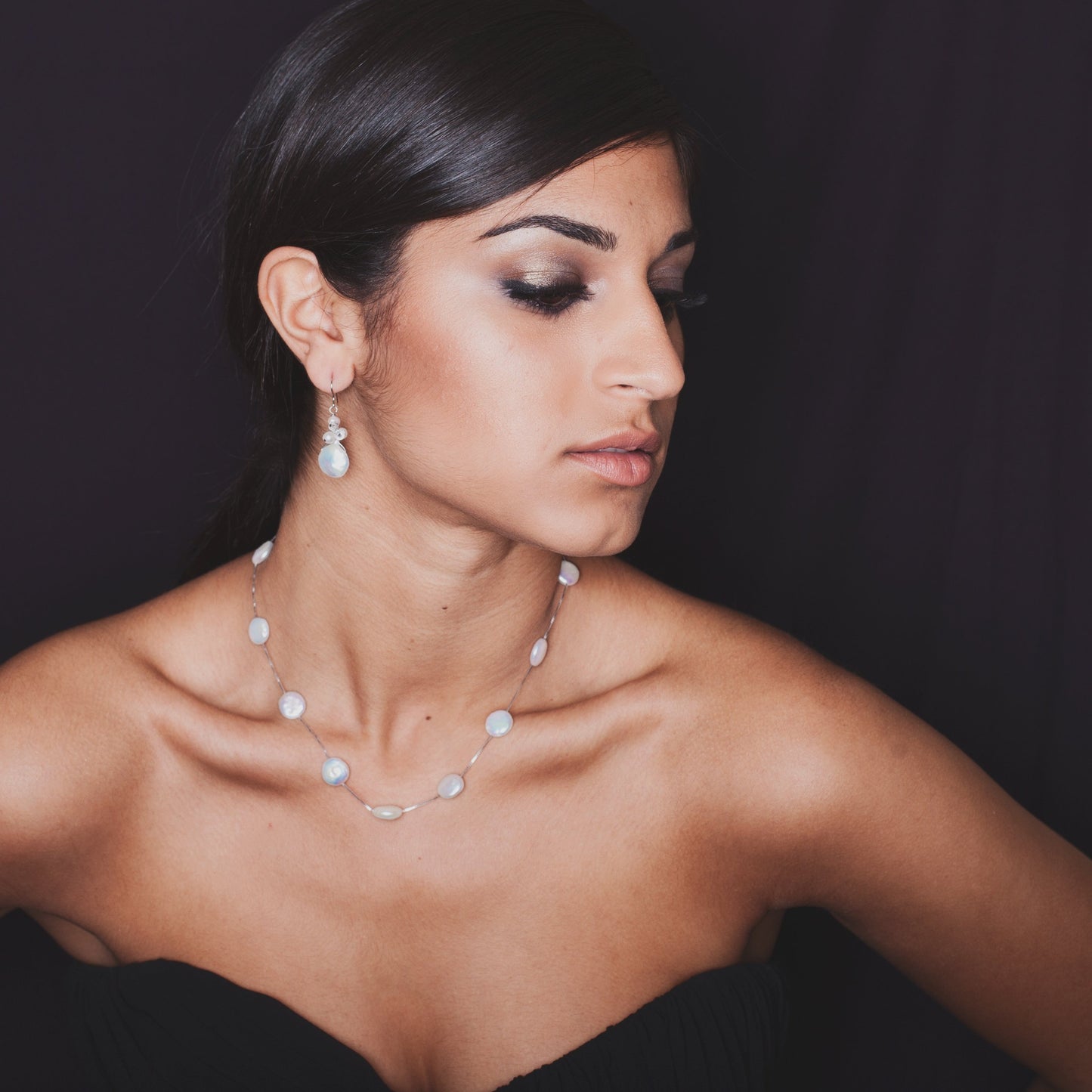Flounce Coin Pearl Earrings