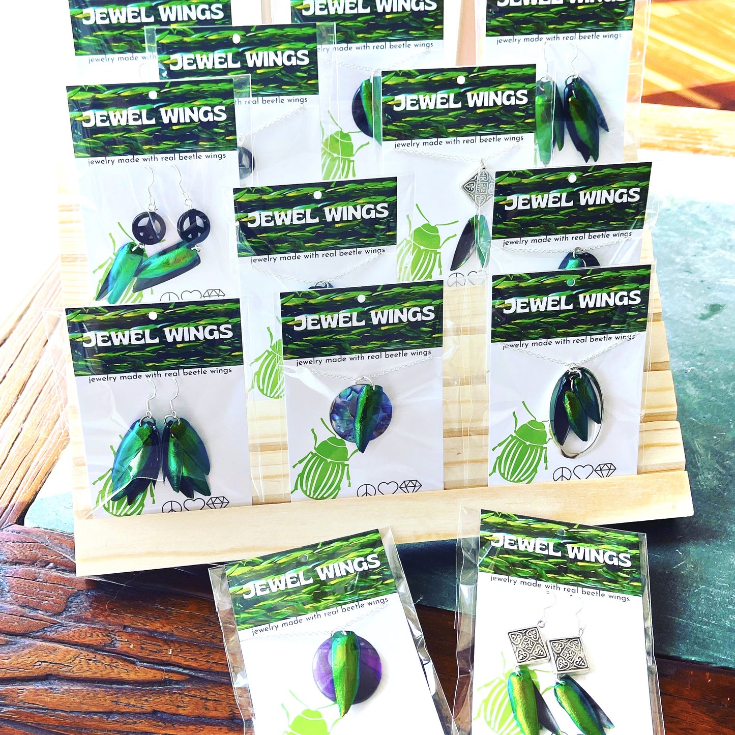 Jewel Wing retail pack
