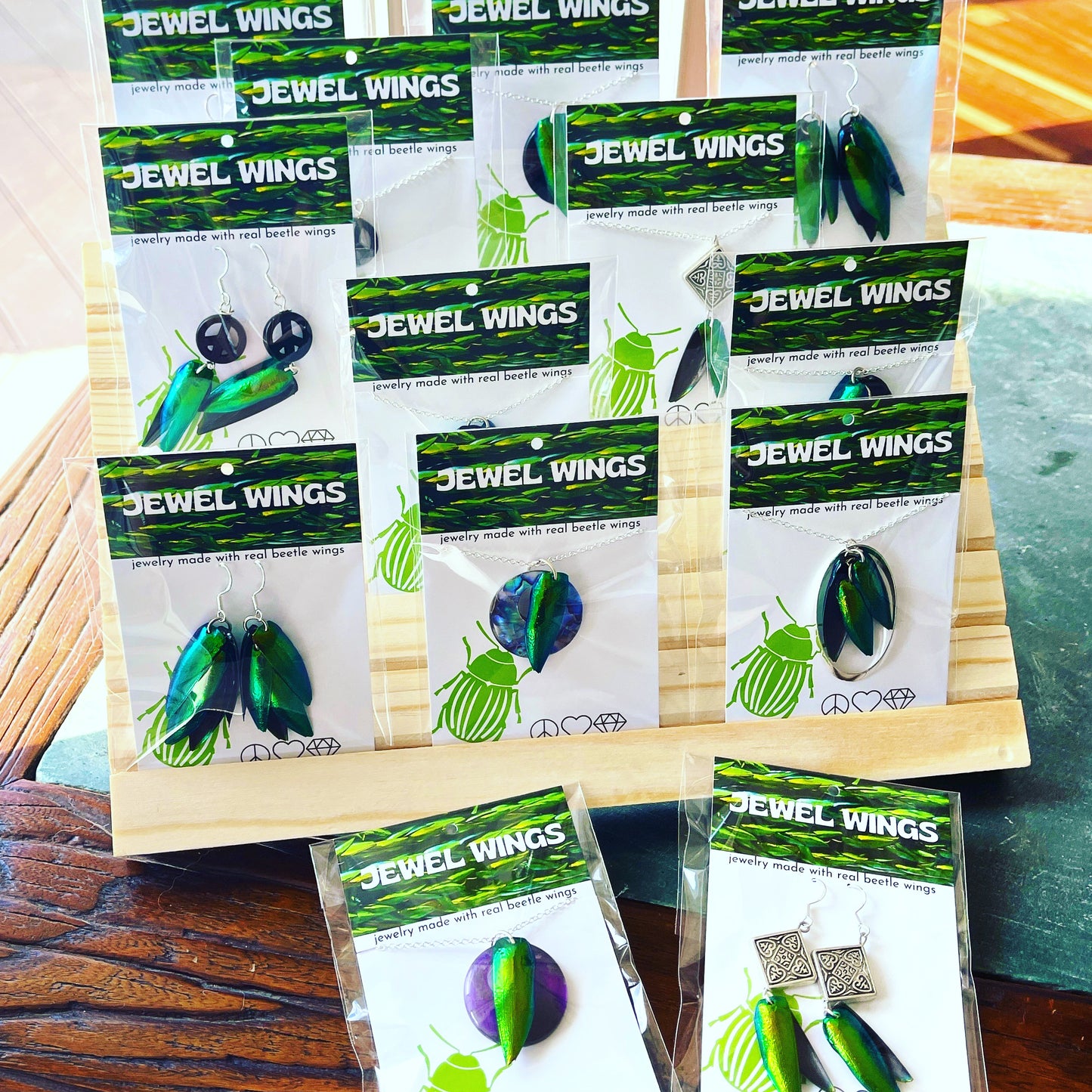 Jewel Wing retail pack