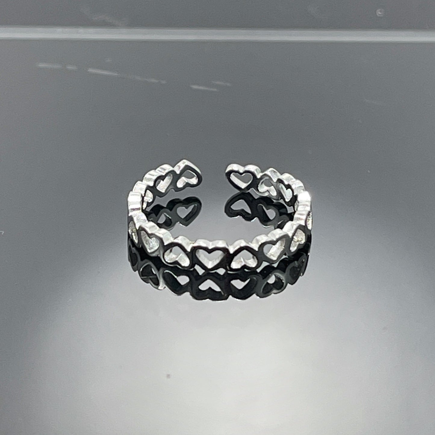 Heart sterling silver band ring